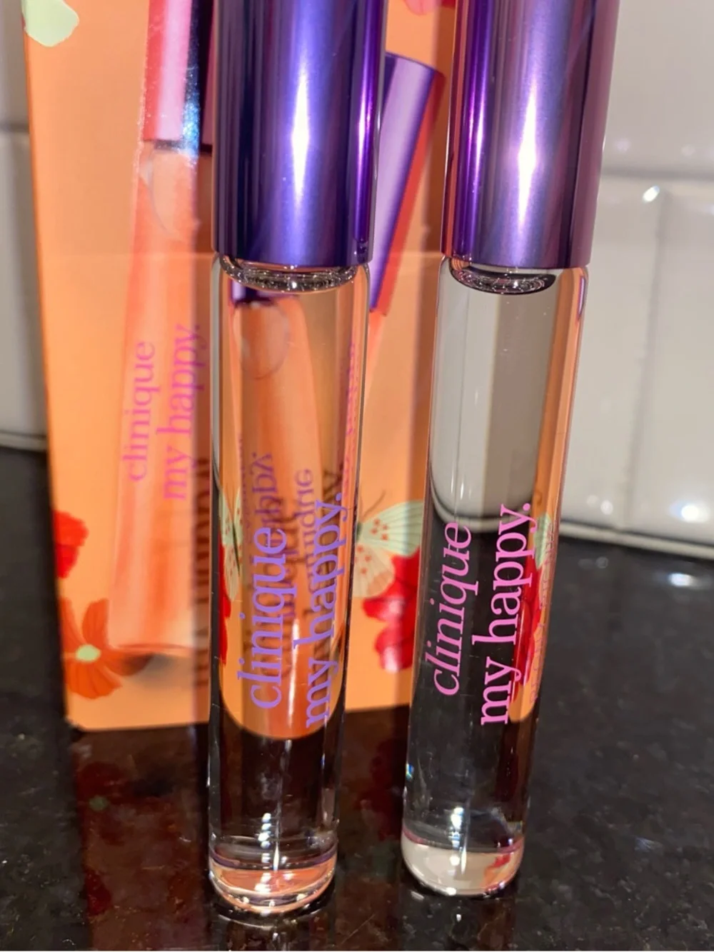 Clinique - “Happy” & “My Happy” 4Pc. Happy Little Things Fragrence & Beauty sets - Picture 14 of 16